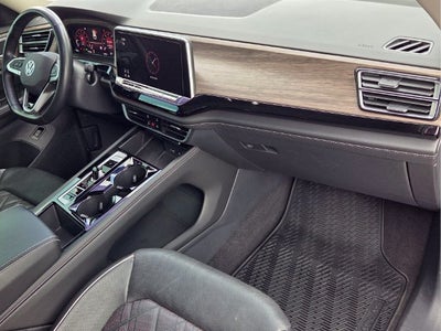 2024 Volkswagen Atlas 2.0T SEL Premium R-Line
