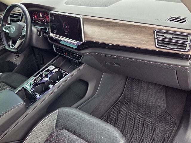 2024 Volkswagen Atlas 2.0T SEL Premium R-Line