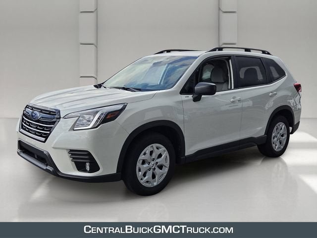 2023 Subaru Forester Base