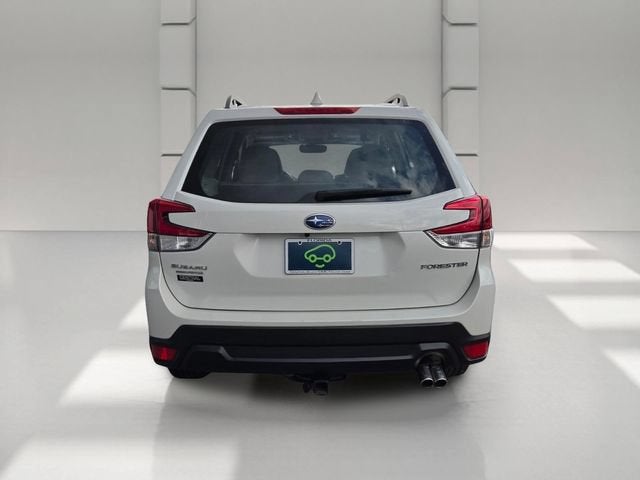 2023 Subaru Forester Base