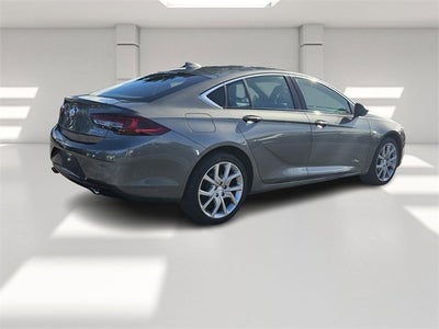 2019 Buick Regal Sportback Avenir