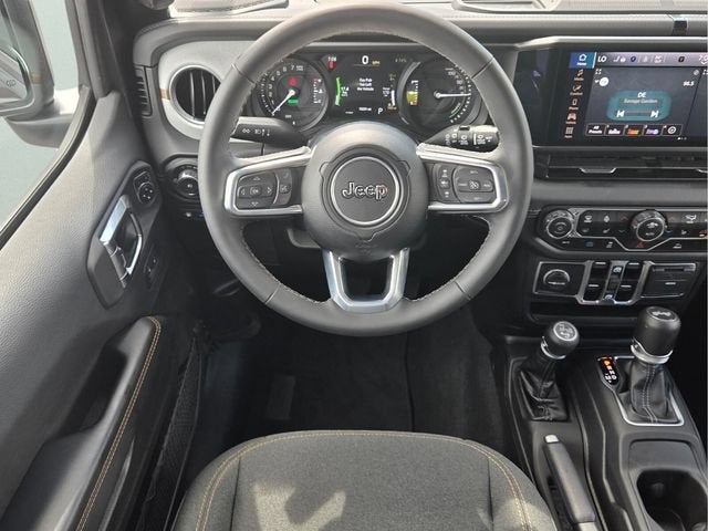 2025 Jeep Wrangler 4xe Sahara