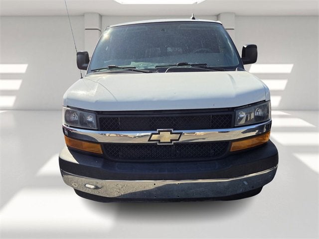 2017 Chevrolet Express Passenger 3500 LT