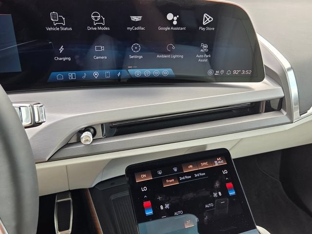 2026 Cadillac VISTIQ Sport