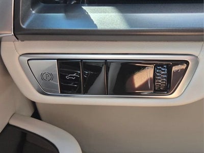 2027 Cadillac VISTIQ Sport