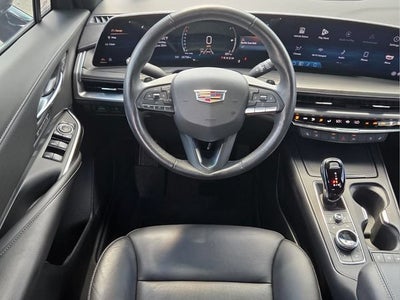 2024 Cadillac XT4 Premium Luxury
