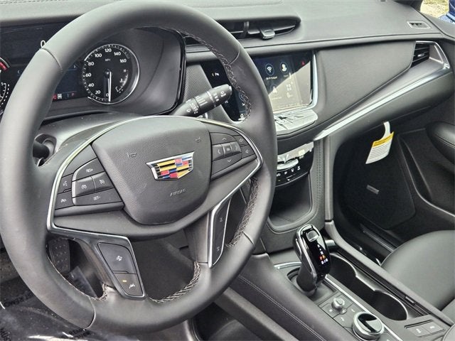 2026 Cadillac XT5 Luxury