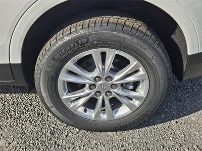 2026 Cadillac XT5 Luxury