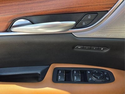 2023 Cadillac XT5 FWD Premium Luxury