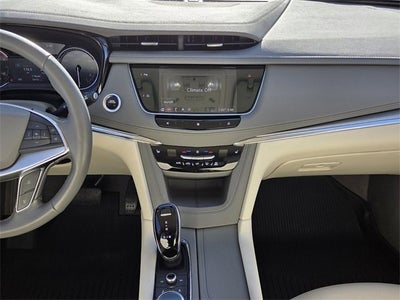 2020 Cadillac XT5 Premium Luxury