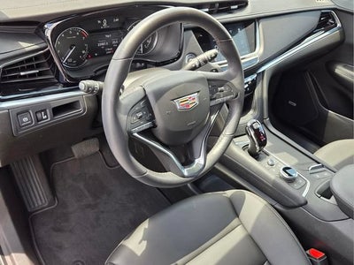 2025 Cadillac XT6 Luxury