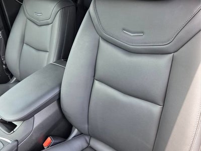 2025 Cadillac XT6 Luxury