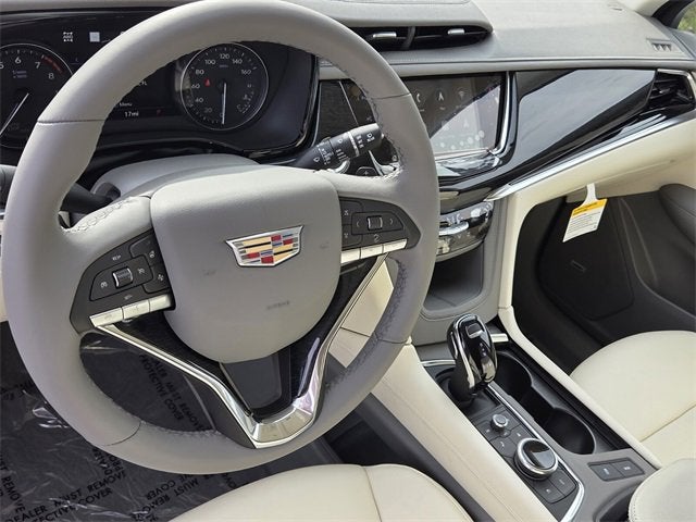 2025 Cadillac XT6 Premium Luxury
