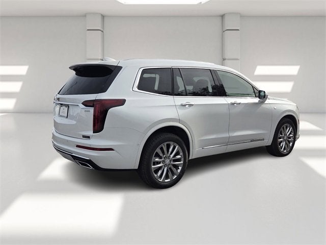 2025 Cadillac XT6 Premium Luxury