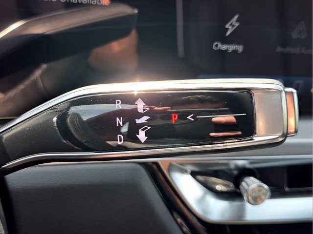 2027 Cadillac LYRIQ Signature Luxury