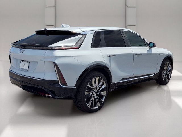 2027 Cadillac LYRIQ Signature Luxury