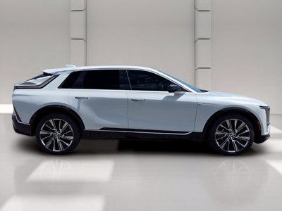 2027 Cadillac LYRIQ Signature Luxury