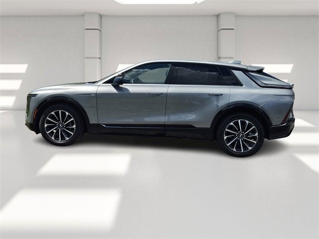 2025 Cadillac LYRIQ Sport 2