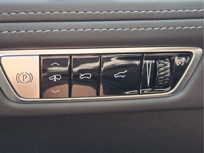 2026 Cadillac ESCALADE IQL Premium Sport
