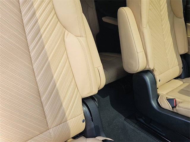 2025 Cadillac ESCALADE IQ Luxury 2