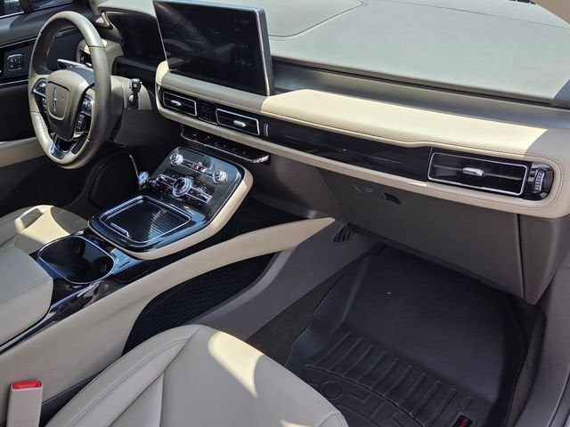 2022 Lincoln Nautilus Standard
