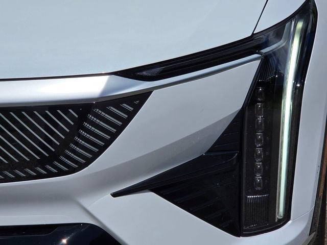 2027 Cadillac OPTIQ Luxury