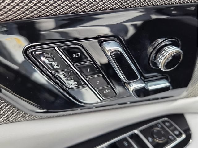 2027 Cadillac OPTIQ Luxury