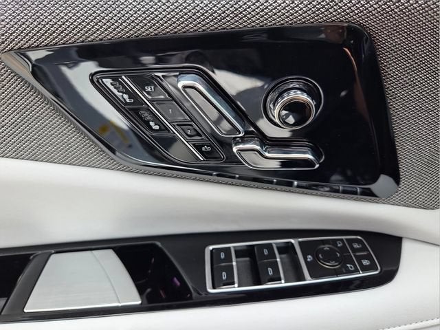 2027 Cadillac OPTIQ Luxury