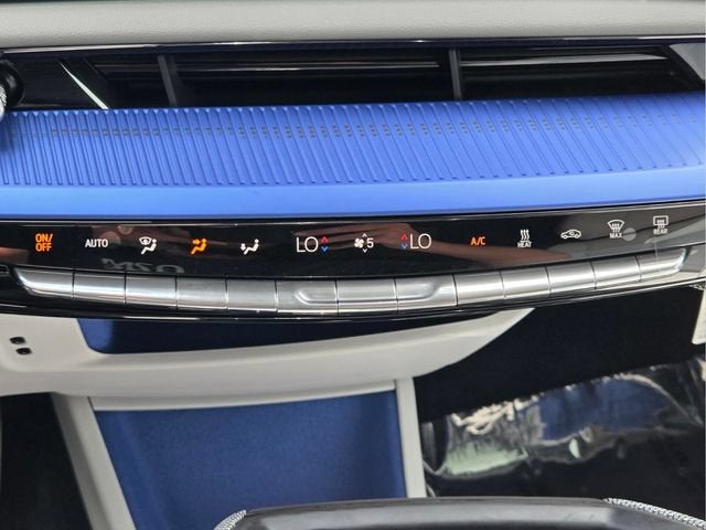 2027 Cadillac OPTIQ Luxury