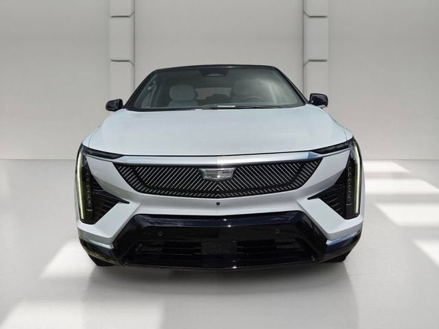 2027 Cadillac OPTIQ Luxury