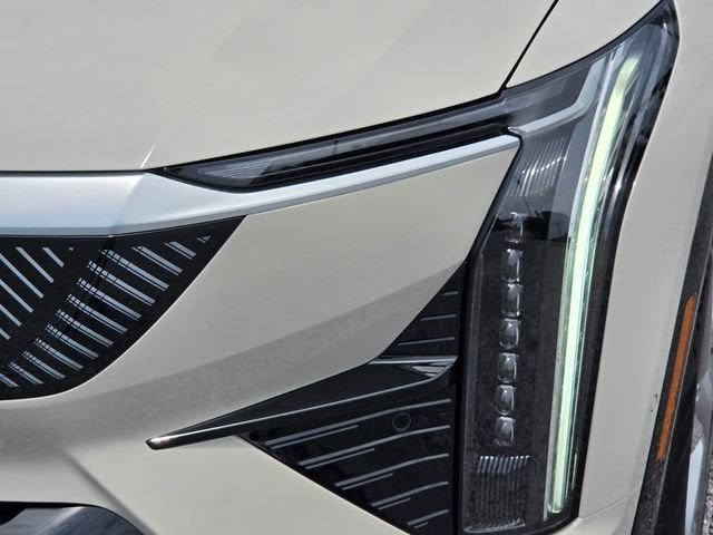 2027 Cadillac OPTIQ Luxury