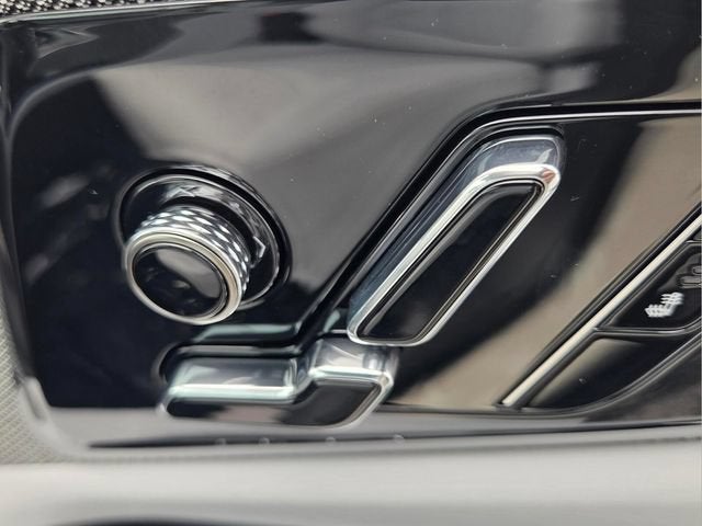 2027 Cadillac OPTIQ Luxury