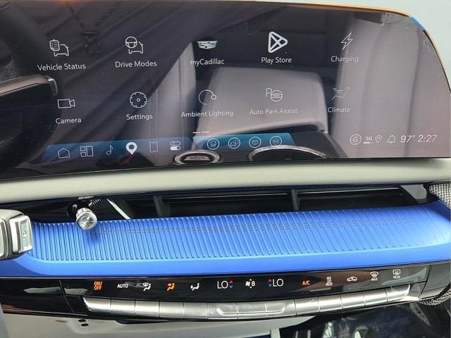 2027 Cadillac OPTIQ Luxury