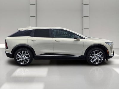 2027 Cadillac OPTIQ Luxury