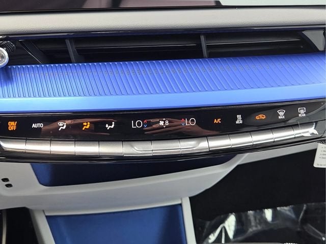 2026 Cadillac OPTIQ Premium Luxury