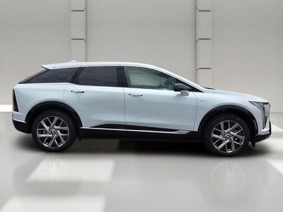 2026 Cadillac OPTIQ Premium Luxury
