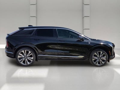 2026 Cadillac OPTIQ Premium Luxury