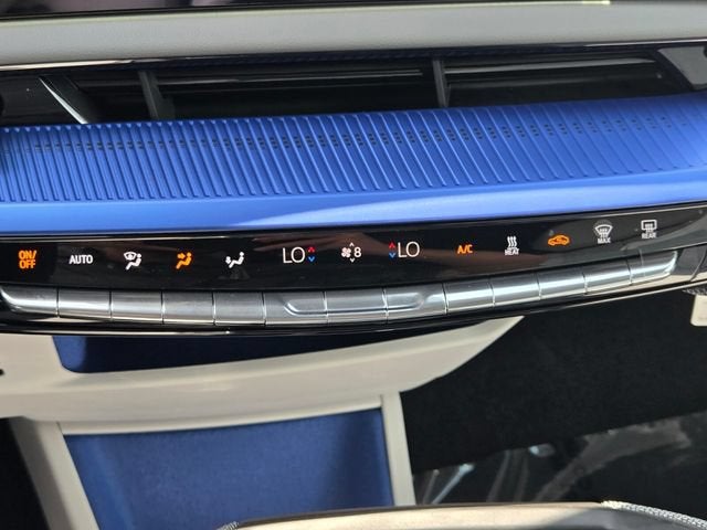 2026 Cadillac OPTIQ Premium Luxury