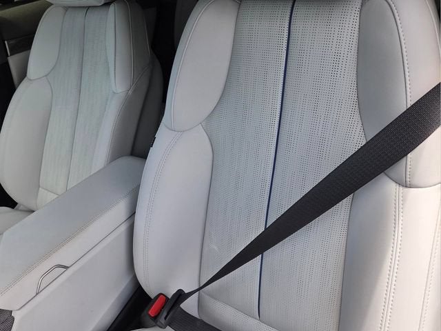 2027 Cadillac OPTIQ Premium Luxury - Photo 15