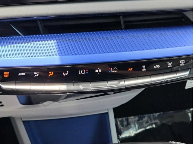 2027 Cadillac OPTIQ Premium Luxury - Photo 28