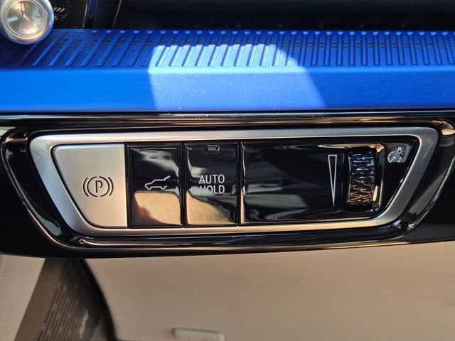 2027 Cadillac OPTIQ Premium Sport