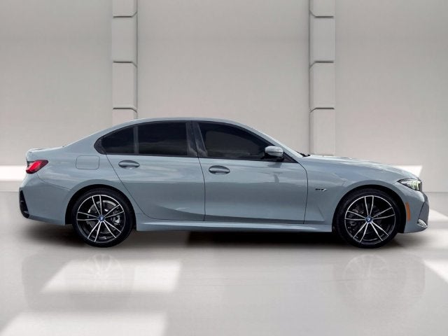 2023 BMW 3 Series 330e