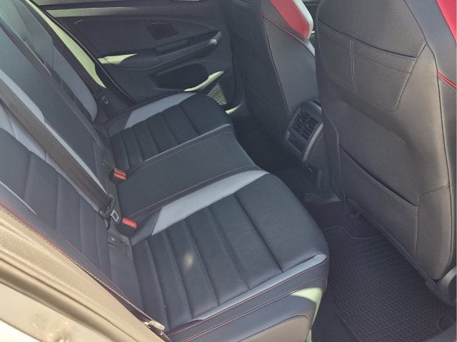 2022 Volkswagen Golf GTI SE