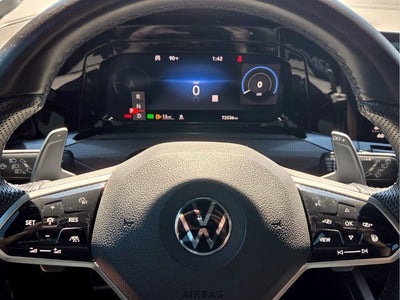2022 Volkswagen Golf GTI SE