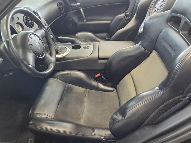 2004 Dodge Viper SRT10