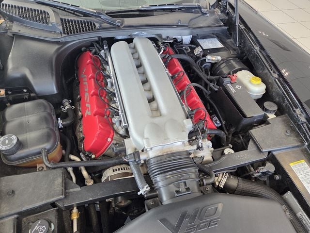 2004 Dodge Viper SRT10