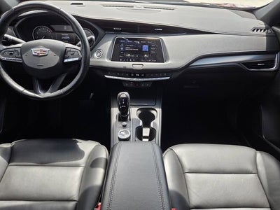 2023 Cadillac XT4 Premium Luxury