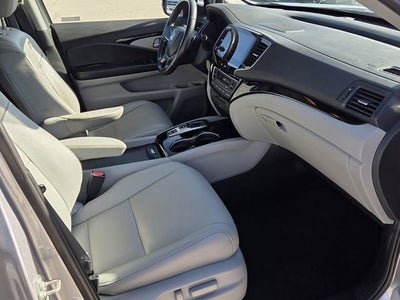 2019 Honda Pilot Touring 8-Passenger