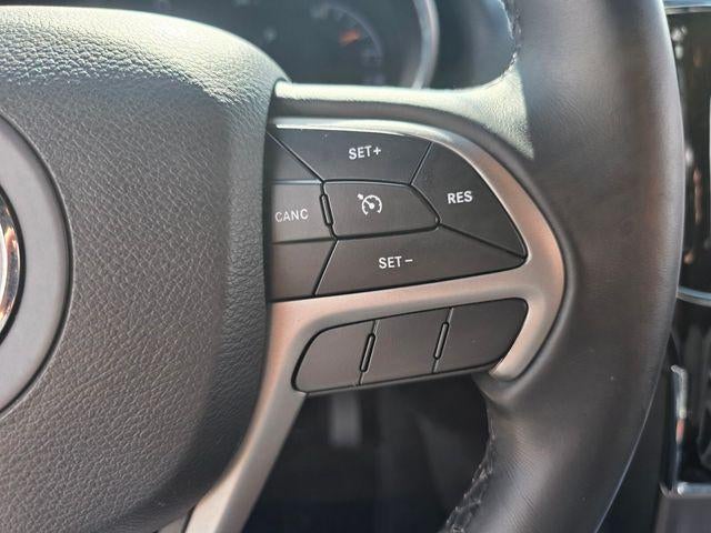 2022 Jeep Grand Cherokee WK Laredo E 4x2