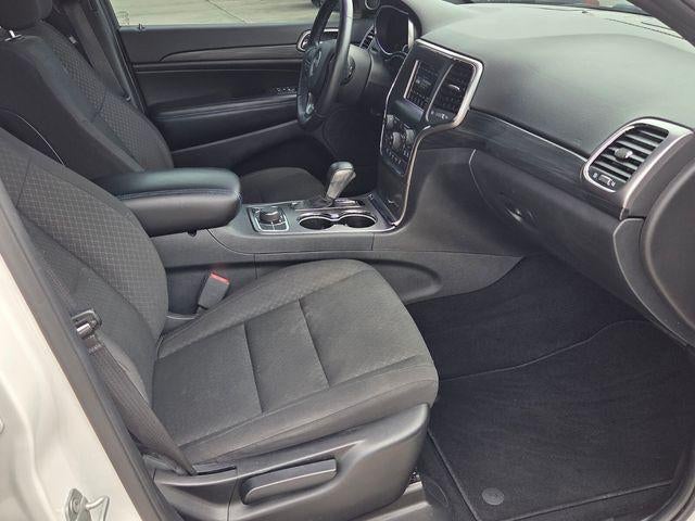 2019 Jeep Grand Cherokee Laredo 4x4